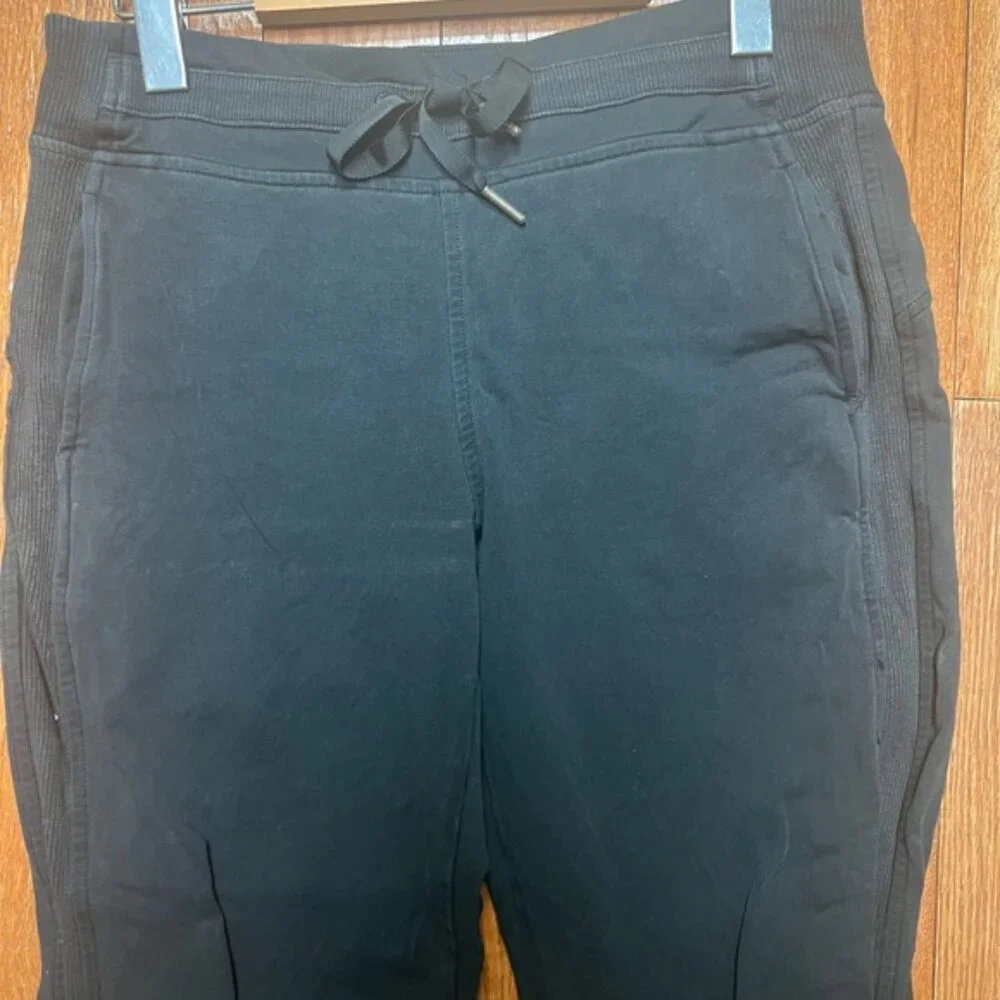 Lululemon Fleece Please Jogger Terry Black Size 4 - Picture 3 of 6